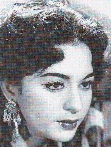 Mukhtar Begum, who was part of a delegation, strode confidently onto the stage to render this Punjabi song: &#39;Kith hay ghae yoon pardesia way&#39; The film &#39; ... - sabiha093